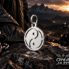 Equinox Equinox – Jin-jang nemesacél charm medál