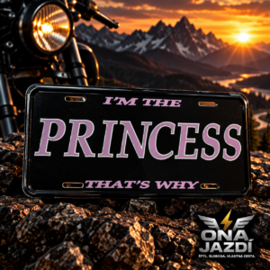 Rebelqueen Rebel Queen – „I’m the Princess, That’s Why” bádogtábla, 30 × 15 cm